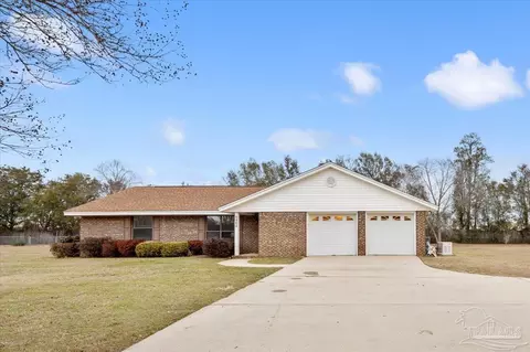 Exterior - 4962 Skipper Ln, Pace, FL 32571 photo 5 of 10
