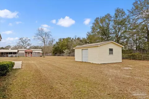 Exterior - 4962 Skipper Ln, Pace, FL 32571 photo 10 of 10