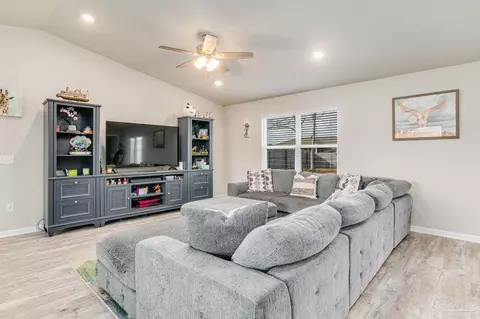 Kitchen - 4694 Determination Ct, Milton, FL 32570 photo 1 of 5