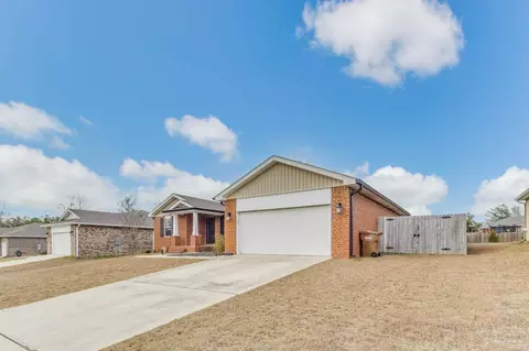 Exterior - 4694 Determination Ct, Milton, FL 32570 photo 12 of 14