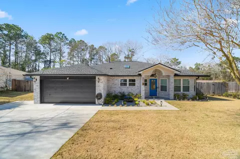 2016 Winners Cir, Cantonment, FL 32533