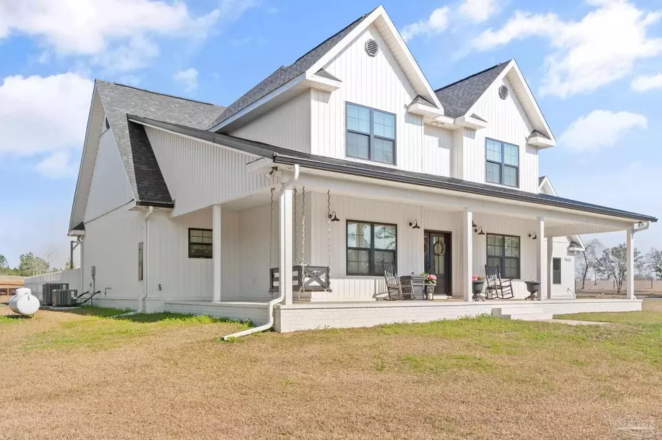 7400 Tidwell Rd, Pace, FL 32571 43 Photos Movoto