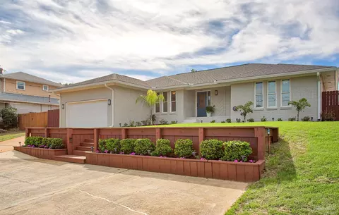 1251 Bayview Ln, Gulf Breeze, FL 32563