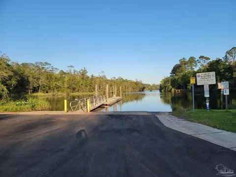 View/Area - 6002 Ridgeview Dr, Milton, FL 32570 photo 1 of 4