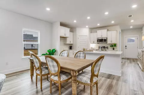 Dining - 5376 Cornwall Dr #LOT 72, Milton, FL 32583 photo 3 of 6