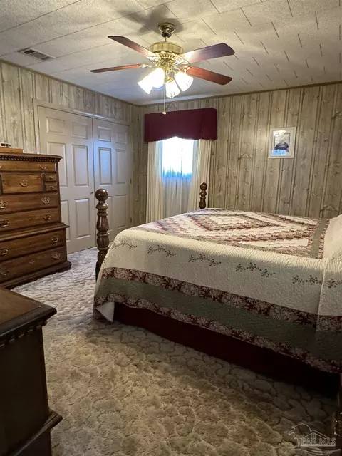 Bedroom - 2100 Cobbtown Rd, Jay, FL 32565 photo 2 of 6
