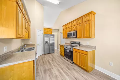 Kitchen - 6724 Joy St, Milton, FL 32583 photo 1 of 5