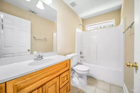 Bath - 6724 Joy St, Milton, FL 32583 photo 5 of 5
