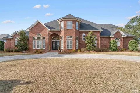 1259 Ceylon Dr, Gulf Breeze, FL 32563