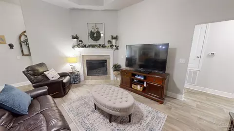 Living - 2643 Piddlin Ln, Jay, FL 32565 photo 4 of 8