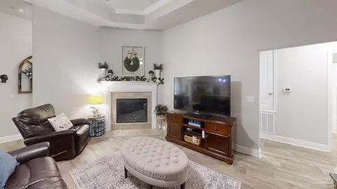 Living - 2643 Piddlin Ln, Jay, FL 32565 photo 3 of 8