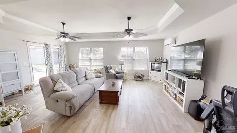 Living - 2643 Piddlin Ln, Jay, FL 32565 photo 5 of 8