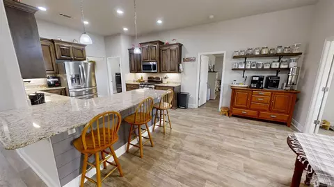 Kitchen - 2643 Piddlin Ln, Jay, FL 32565 photo 2 of 4