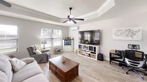Living - 2643 Piddlin Ln, Jay, FL 32565 photo 8 of 8