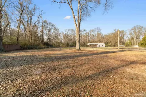 Exterior - 3060 Apache Dr, Pace, FL 32571 photo 10 of 13