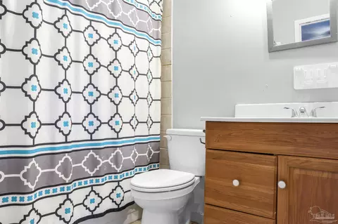 Bath - 4974 Marcus Cir, Pace, FL 32571 photo 1 of 2