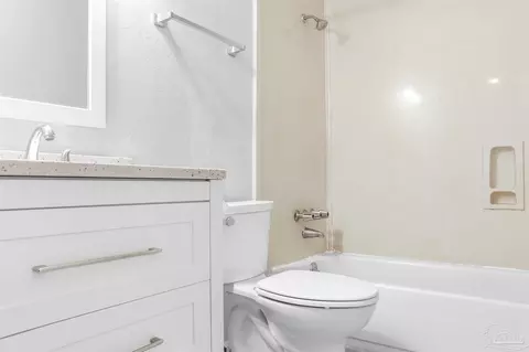 Bath - 4974 Marcus Cir, Pace, FL 32571 photo 2 of 2