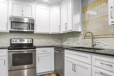 Kitchen - 4974 Marcus Cir, Pace, FL 32571 photo 3 of 3