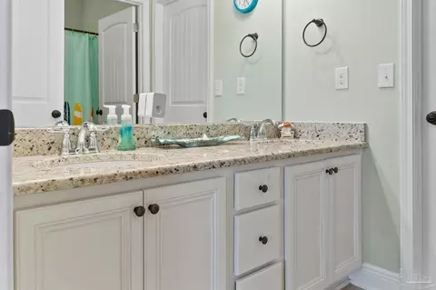 Bath - 2601 Elkhorn Dr, Pace, FL 32571 photo 1 of 5