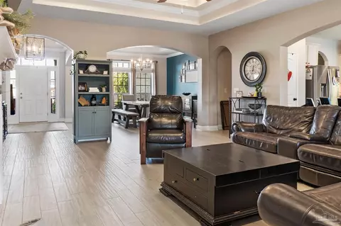 Living - 2601 Elkhorn Dr, Pace, FL 32571 photo 2 of 4