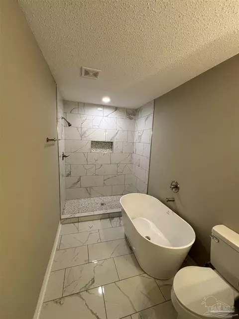 Bath - 4445 Thomastown Dr, Pace, FL 32571 photo 1 of 7