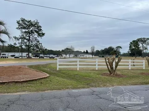 64 Ac Tanglewood Dr, Milton, FL 32570