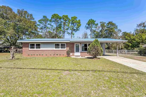 6538 Lark Ave, Milton, FL 32570