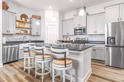 Kitchen - 5659 Dunridge Dr, Pace, FL 32571 photo 6 of 6