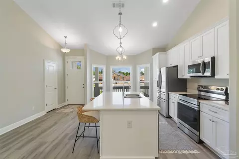 2121 Anna Ct, Milton, FL 32583 photo 8