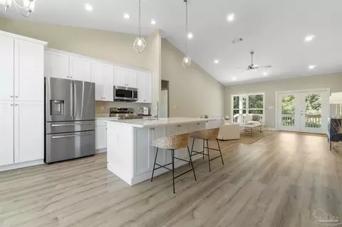2121 Anna Ct, Milton, FL 32583 photo 5