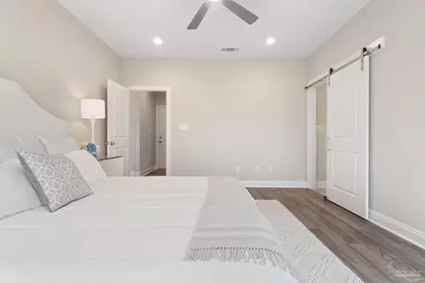 Bedroom - 2153 Trevor Cir, Milton, FL 32583 photo 3 of 3