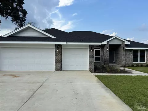 180 Cedar Tree Ln #27B, Cantonment, FL 32533