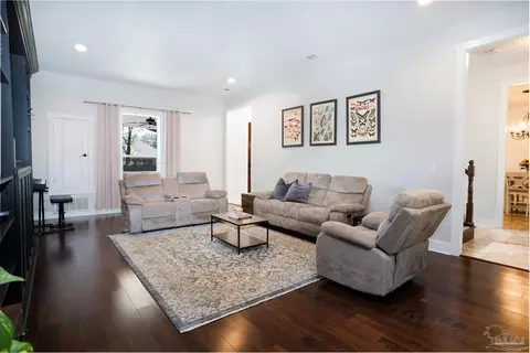 Living - 3883 Adams Rd, Pace, FL 32571 photo 2 of 4