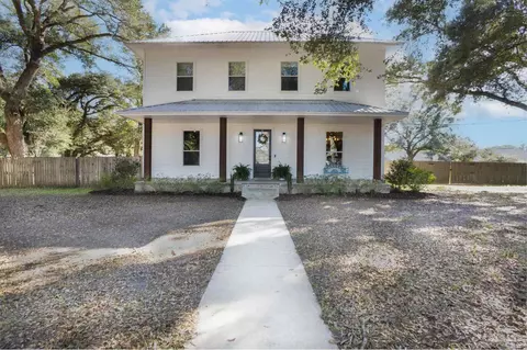 3883 Adams Rd, Pace, FL 32571