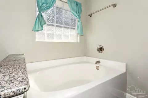 Bath - 5037 Carley Ct, Milton, FL 32583 photo 3 of 5