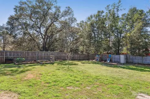 Exterior - 5037 Carley Ct, Milton, FL 32583 photo 5 of 8