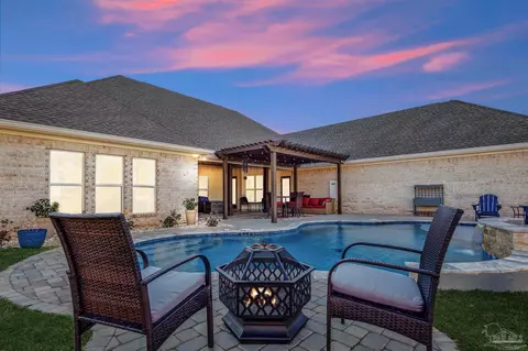 2846 Trestle Way, Cantonment, FL 32533