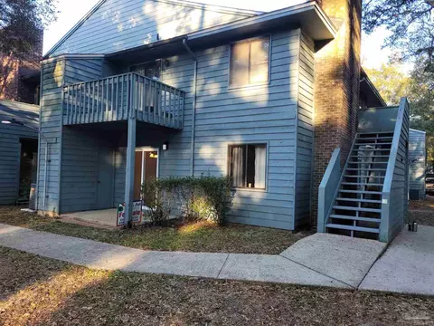 7225 W Fairfield Dr #C-4, Pensacola, FL 32506