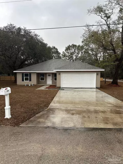 5208 Pine Berry Rd, Milton, FL 32583