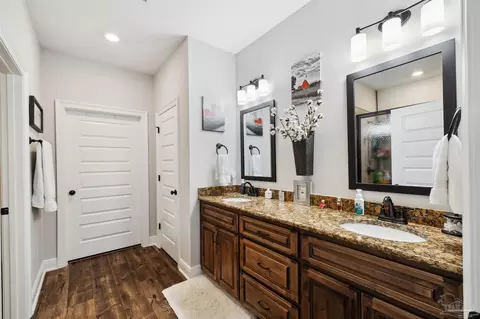 Bath - 1500 Cadence Loop, Cantonment, FL 32533 photo 3 of 3