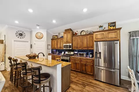 Kitchen - 1500 Cadence Loop, Cantonment, FL 32533 photo 4 of 4
