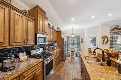 Kitchen - 1500 Cadence Loop, Cantonment, FL 32533 photo 2 of 4
