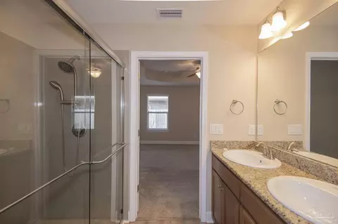 Bath - 3473 Wasatch Range Loop, Pensacola, FL 32526 photo 3 of 4