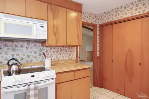 4546 Pine Tree Dr, Pace, FL 32571 photo 8