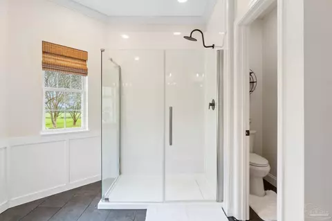 Bath - 5741 Hall Rd, Jay, FL 32565 photo 3 of 7