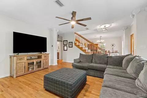 Living - 5741 Hall Rd, Jay, FL 32565 photo 4 of 6