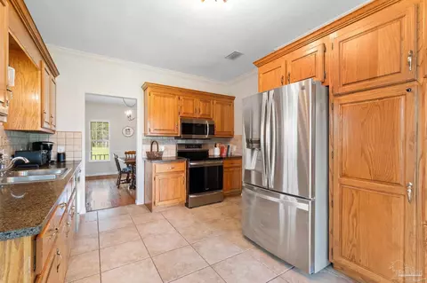 Kitchen - 5741 Hall Rd, Jay, FL 32565 photo 3 of 3