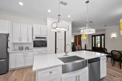 Kitchen - 3291 Clovis Ct, Cantonment, FL 32533 photo 3 of 5