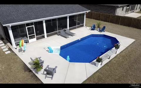 5913 Walter Franklin Rd, Pensacola, FL 32526