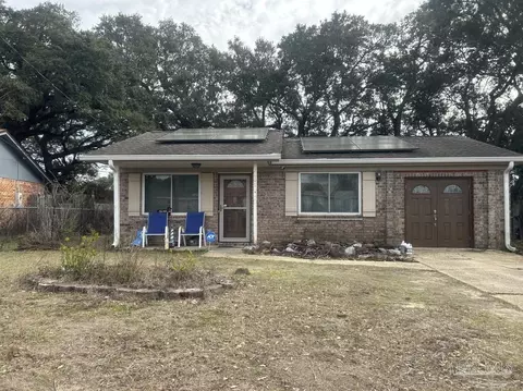 7101 Coronado Dr, Pensacola, FL 32526